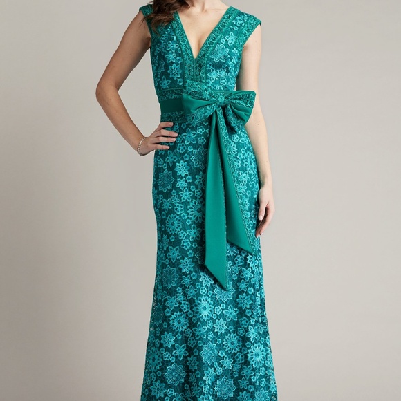 Tadashi Shoji Dresses & Skirts - ESHA EMBROIDERED WAIST BOW GOWN Tadashi Shoji